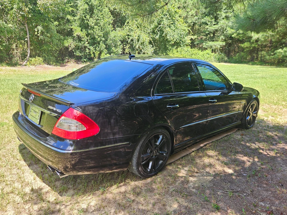 2007 Mercedes-Benz W211 E 55 & E 63 AMG - Image 17 of 31