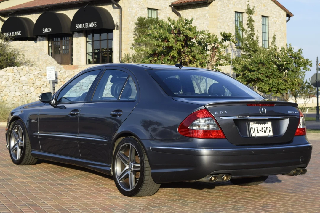 2007 Mercedes-Benz W211 E 55 & E 63 AMG - Image 5 of 31
