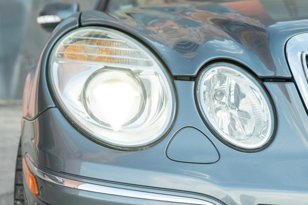 2007 Mercedes-Benz W211 E 55 & E 63 AMG - Image 11 of 31