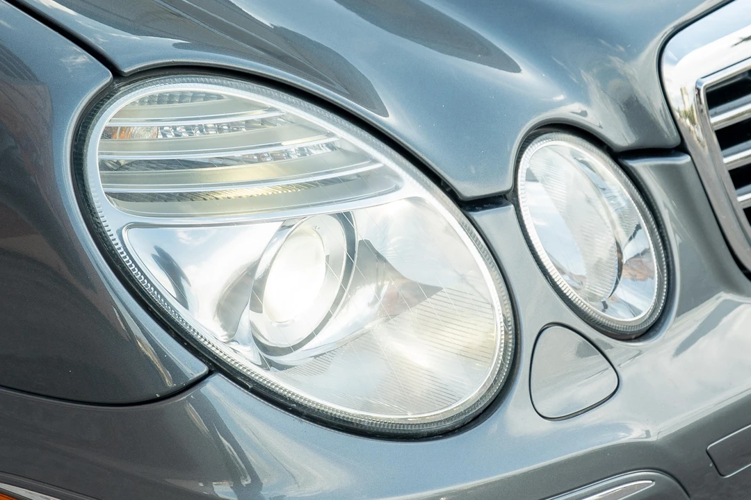 2007 Mercedes-Benz W211 E 55 & E 63 AMG - Image 10 of 31