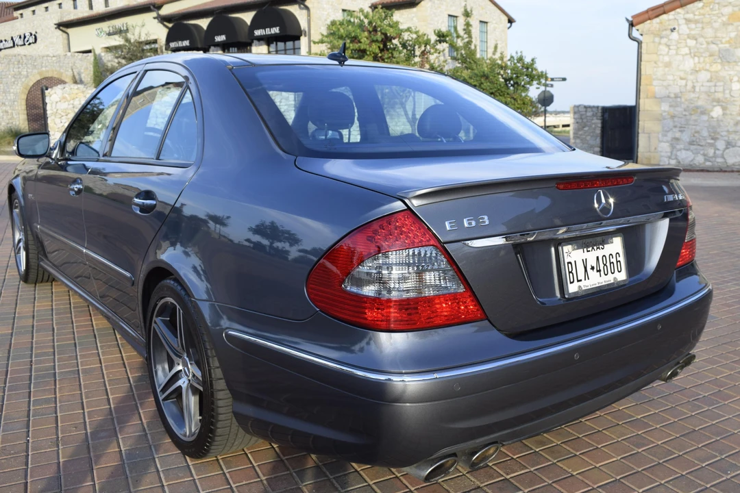 2007 Mercedes-Benz W211 E 55 & E 63 AMG - Image 9 of 31