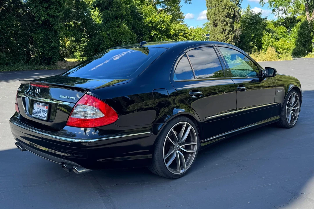 2007 Mercedes-Benz W211 E 55 & E 63 AMG - Image 4 of 31