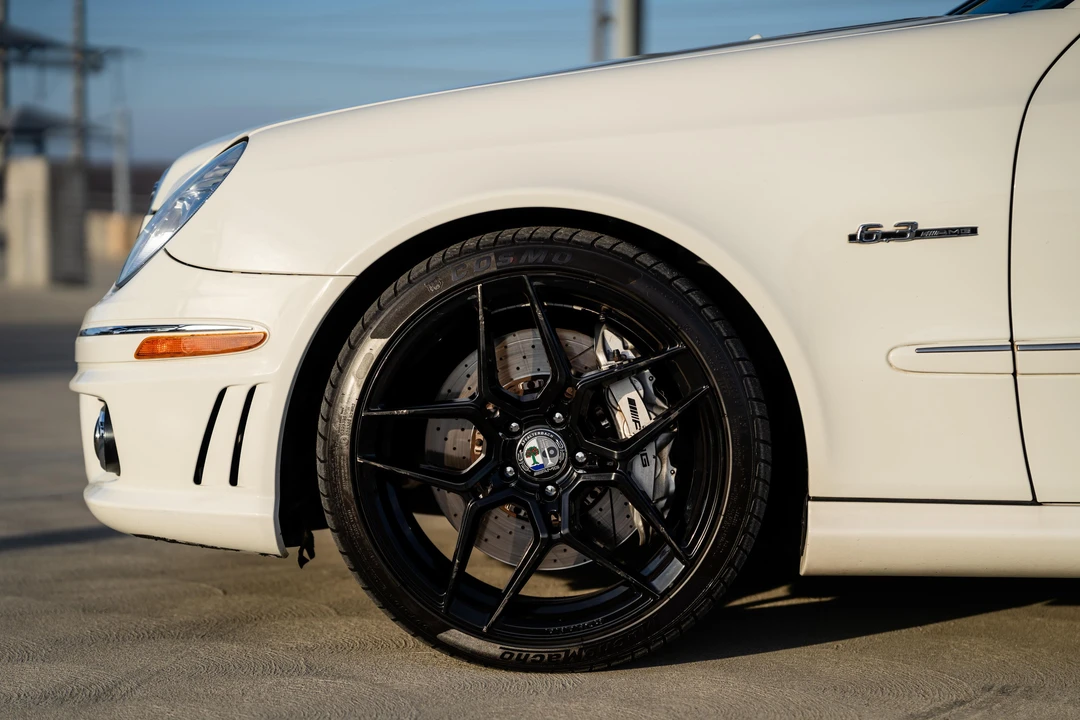 2007 Mercedes-Benz W211 E 55 & E 63 AMG - Image 16 of 31