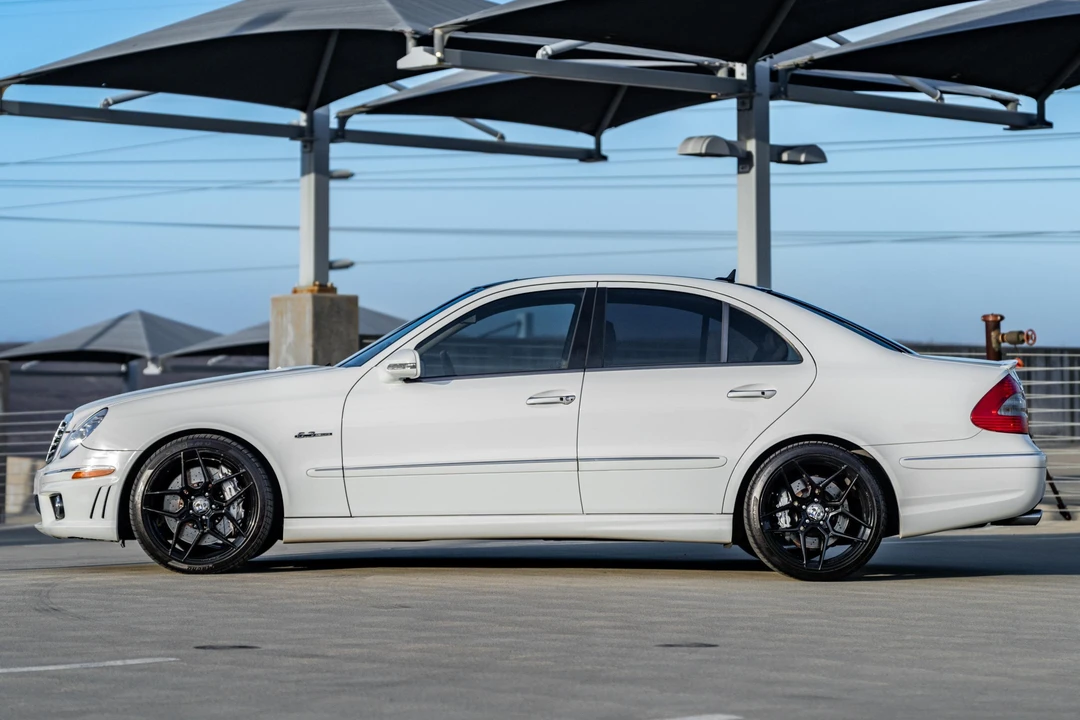 2007 Mercedes-Benz W211 E 55 & E 63 AMG - Image 3 of 31