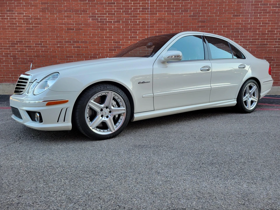 2007 Mercedes-Benz W211 E 55 & E 63 AMG - Image 13 of 31