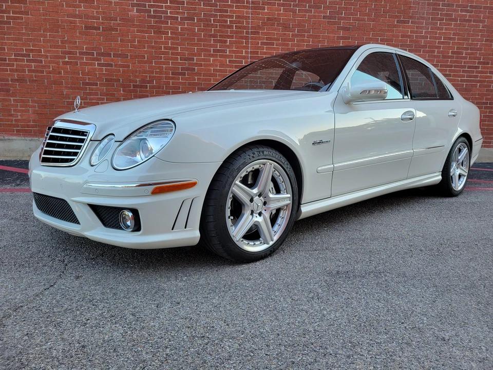2007 Mercedes-Benz W211 E 55 & E 63 AMG - Image 10 of 31