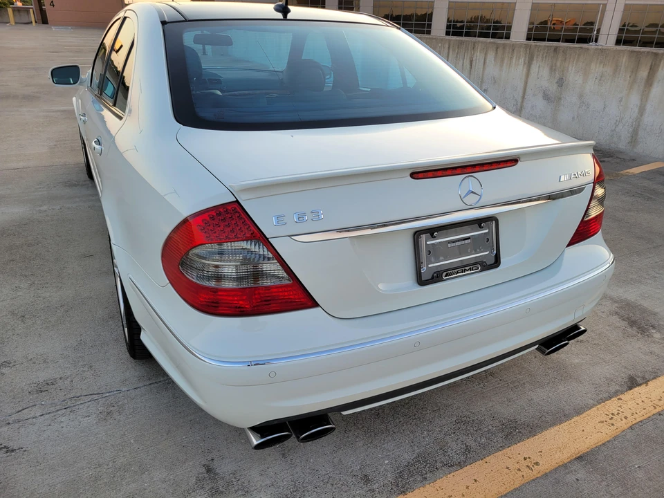 2007 Mercedes-Benz W211 E 55 & E 63 AMG - Image 18 of 31