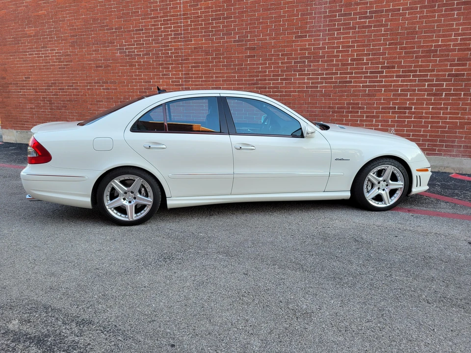 2007 Mercedes-Benz W211 E 55 & E 63 AMG - Image 22 of 31