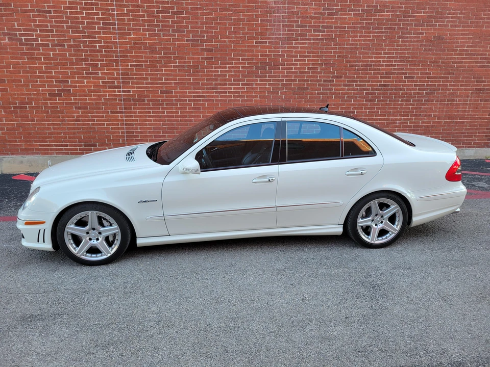 2007 Mercedes-Benz W211 E 55 & E 63 AMG - Image 15 of 31