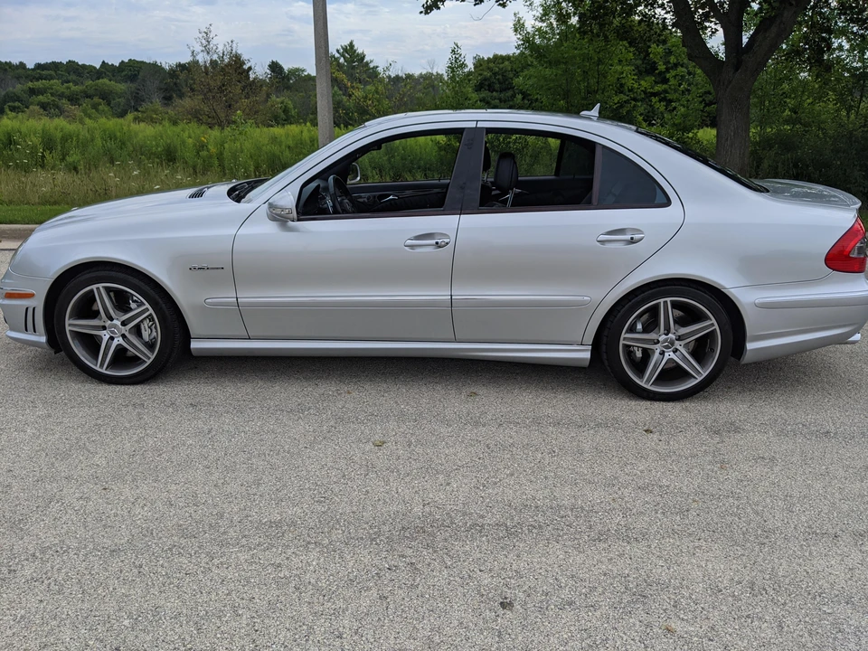 2007 Mercedes-Benz W211 E 55 & E 63 AMG - Image 3 of 30