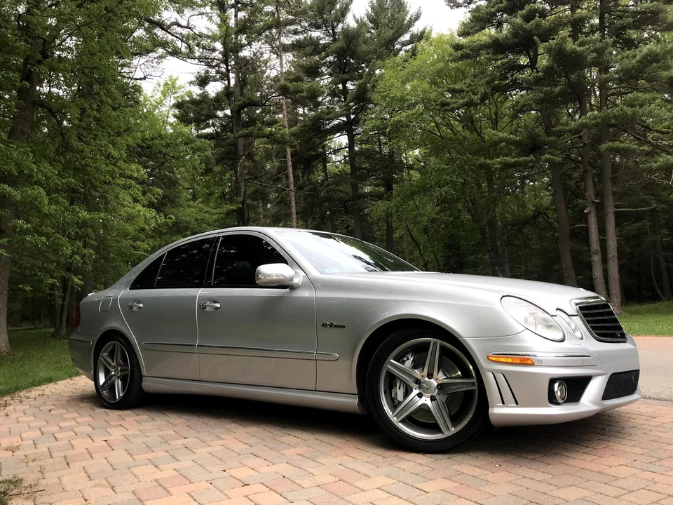 2007 Mercedes-Benz W211 E 55 & E 63 AMG - Image 17 of 30