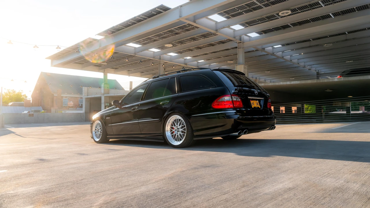 2007 Mercedes-Benz W211 E 55 & E 63 AMG - Image 11 of 31