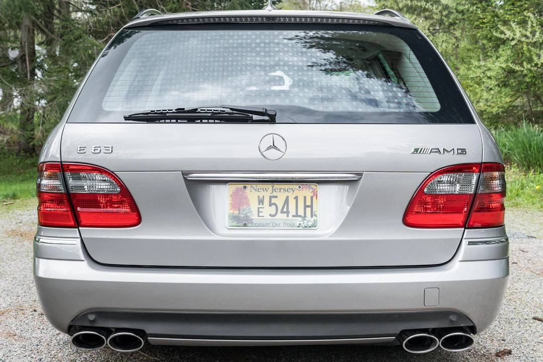 2007 Mercedes-Benz W211 E 55 & E 63 AMG - Image 5 of 31