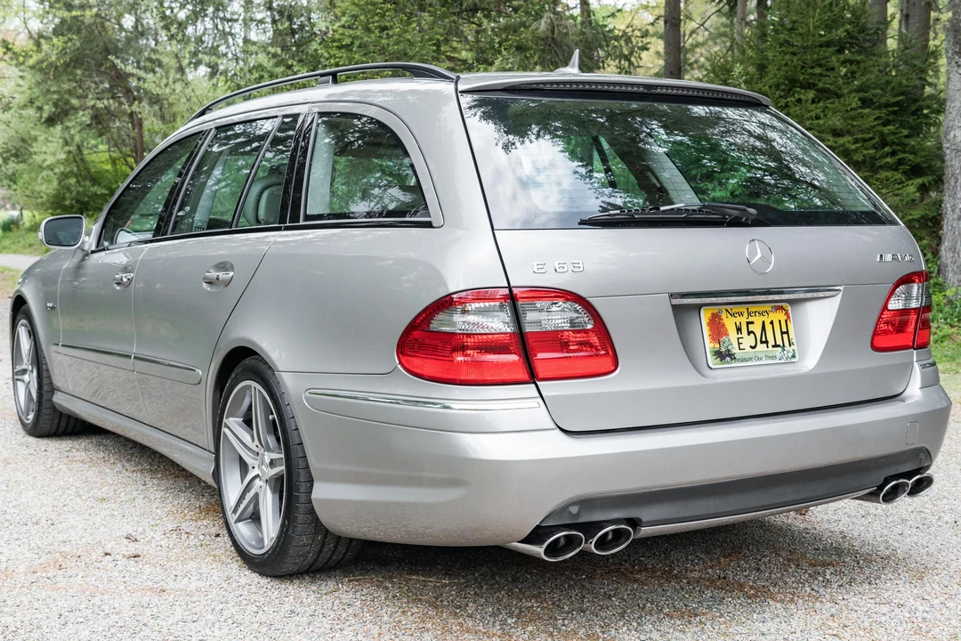 2007 Mercedes-Benz W211 E 55 & E 63 AMG - Image 4 of 31