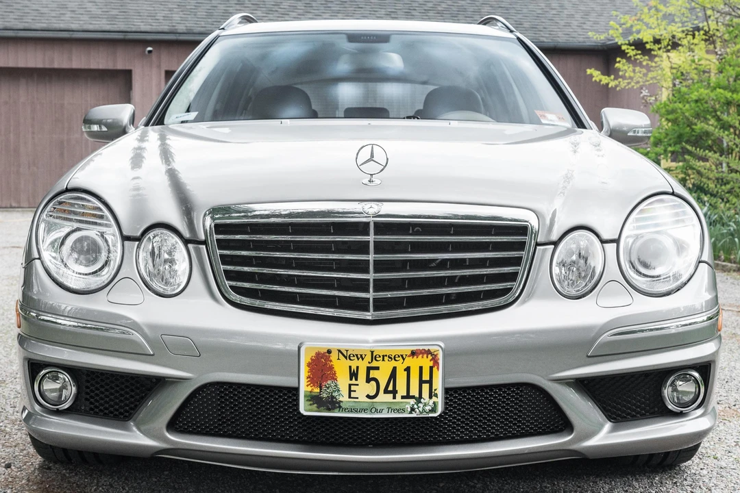 2007 Mercedes-Benz W211 E 55 & E 63 AMG - Image 2 of 31