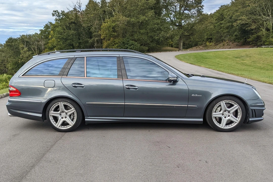 2007 Mercedes-Benz W211 E 55 & E 63 AMG - Image 3 of 31