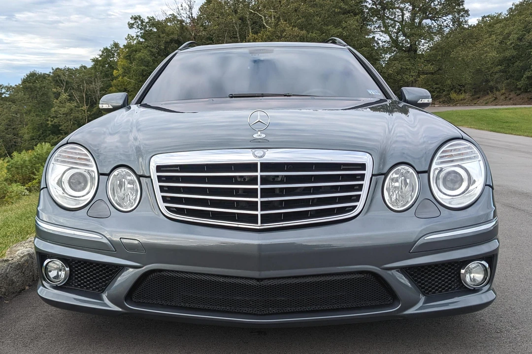 2007 Mercedes-Benz W211 E 55 & E 63 AMG - Image 2 of 31