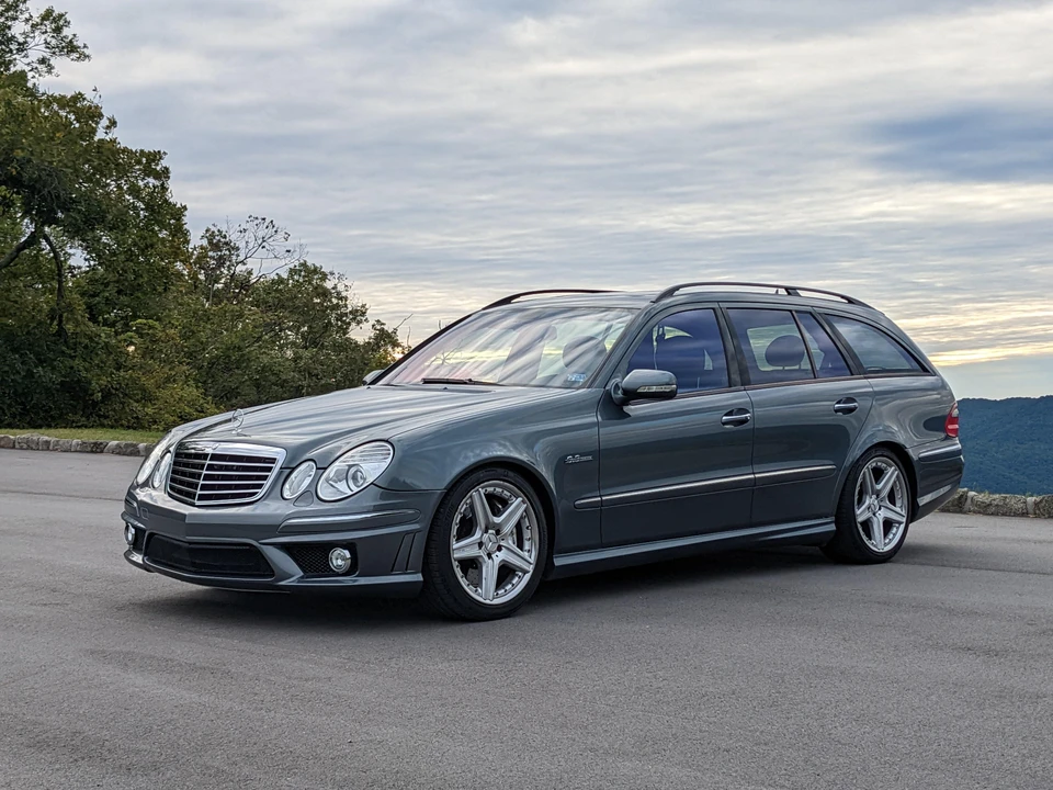 2007 Mercedes-Benz W211 E 55 & E 63 AMG - Image 11 of 31