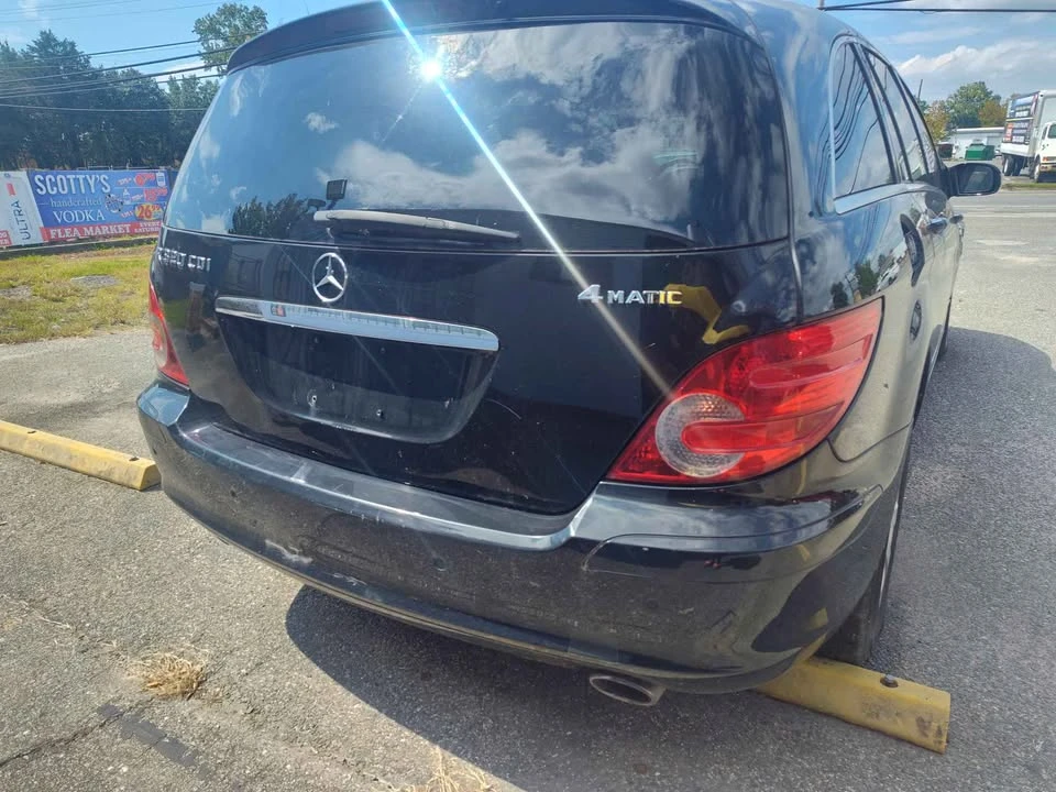 2007 Mercedes-Benz W251 R-Class - Image 11 of 20
