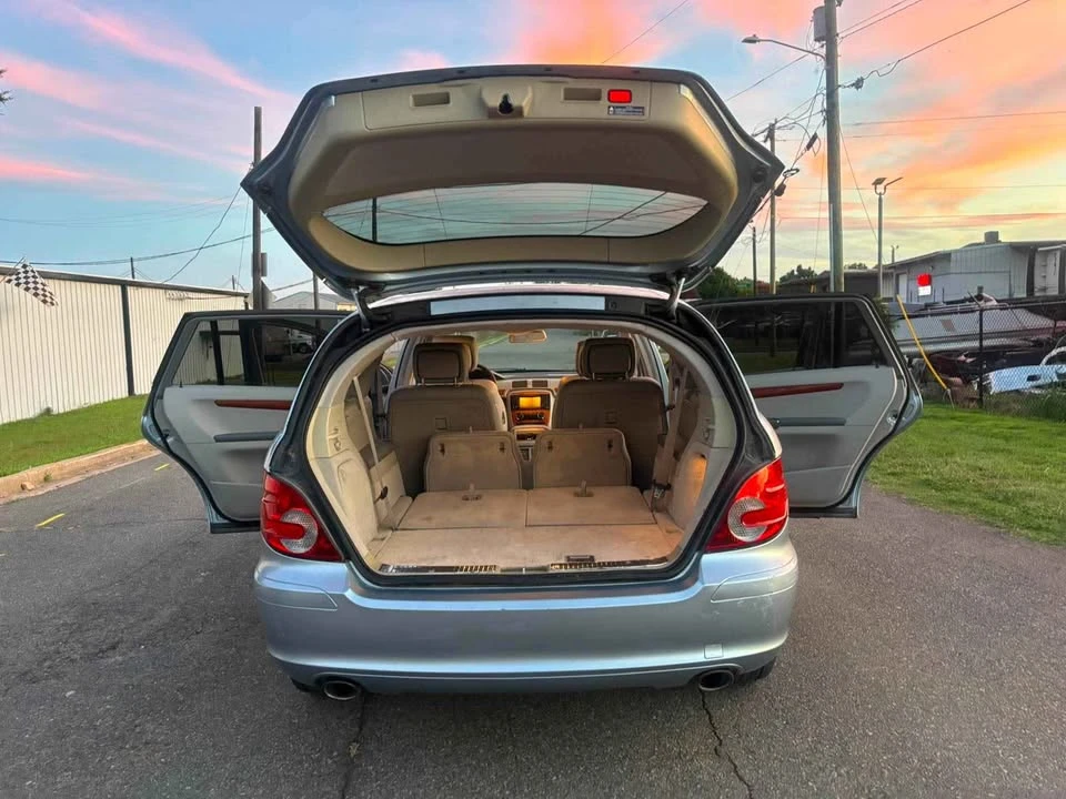 2007 Mercedes-Benz W251 R-Class - Image 13 of 17