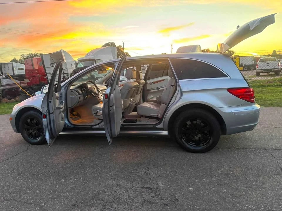 2007 Mercedes-Benz W251 R-Class - Image 16 of 17