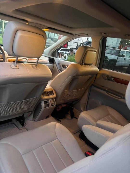 2007 Mercedes-Benz W251 R-Class - Image 11 of 17