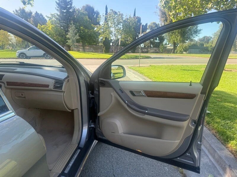 2007 Mercedes-Benz W251 R-Class - Image 10 of 20