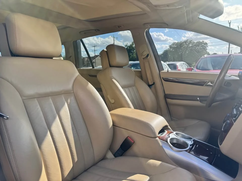 2007 Mercedes-Benz W251 R-Class - Image 10 of 16
