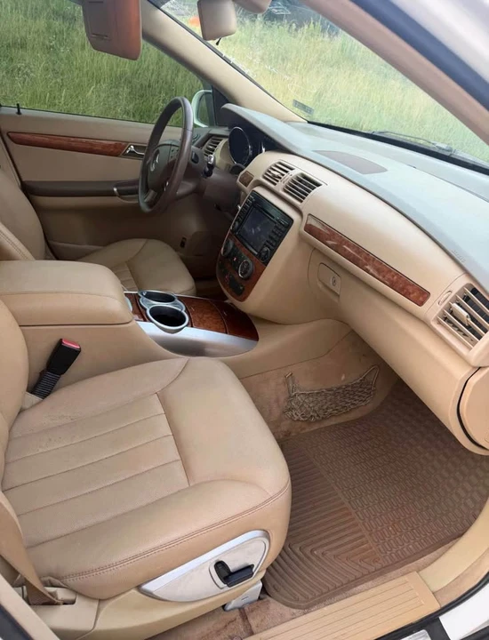 2007 Mercedes-Benz W251 R-Class - Image 13 of 20