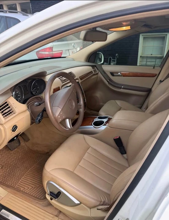 2007 Mercedes-Benz W251 R-Class - Image 10 of 20