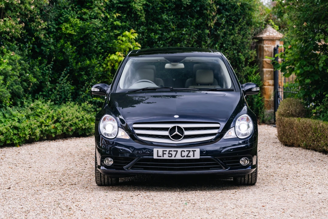 2007 Mercedes-Benz W251 R 63 AMG - Image 2 of 31