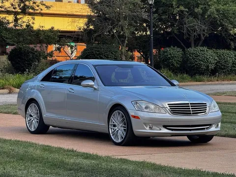 2007 Mercedes-Benz S-Class S 550 4MATIC Sedan 4D