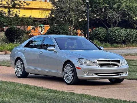 2007 Mercedes-Benz S-Class S 550 4MATIC Sedan 4D