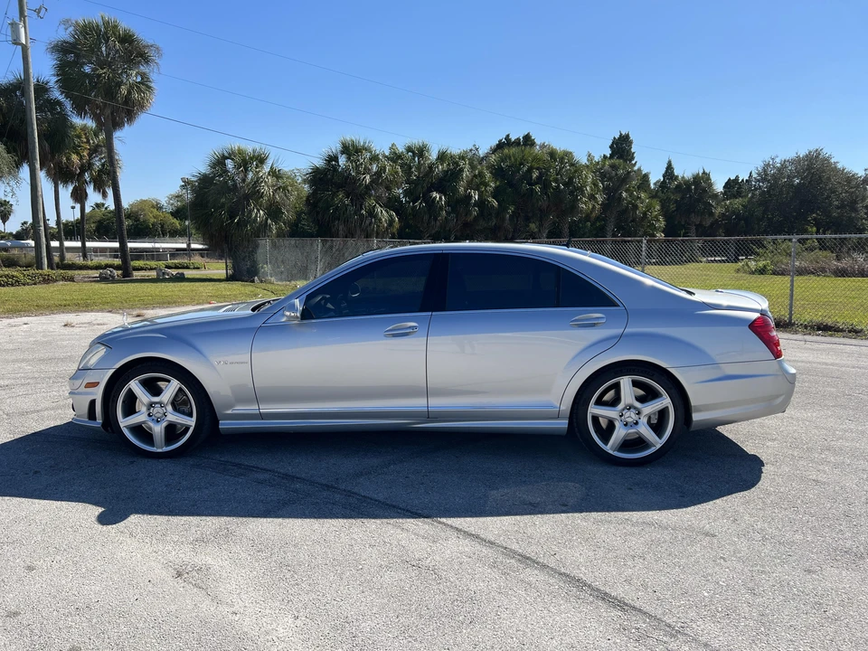 2007 Mercedes-Benz W221 S 63 & S 65 AMG - Image 7 of 31