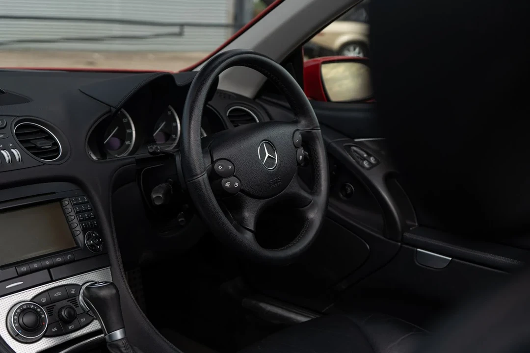 2007 Mercedes-Benz R230 SL-Class - Image 24 of 30