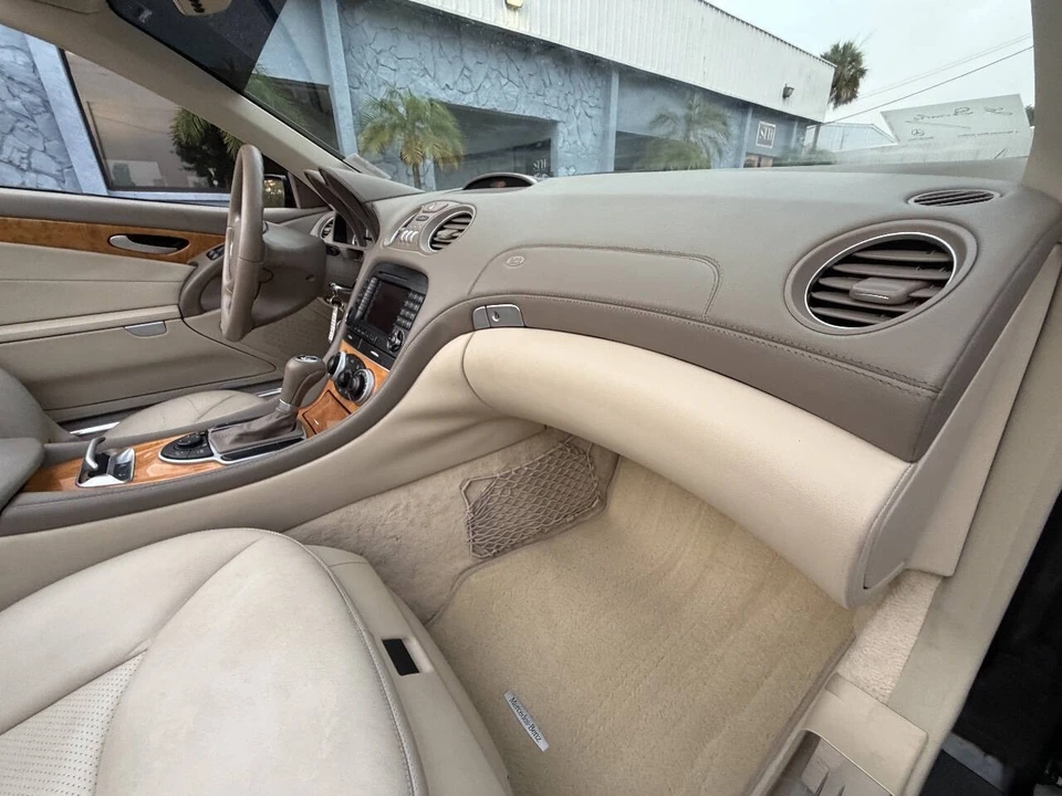 2007 Mercedes-Benz R230 SL-Class - Image 24 of 31