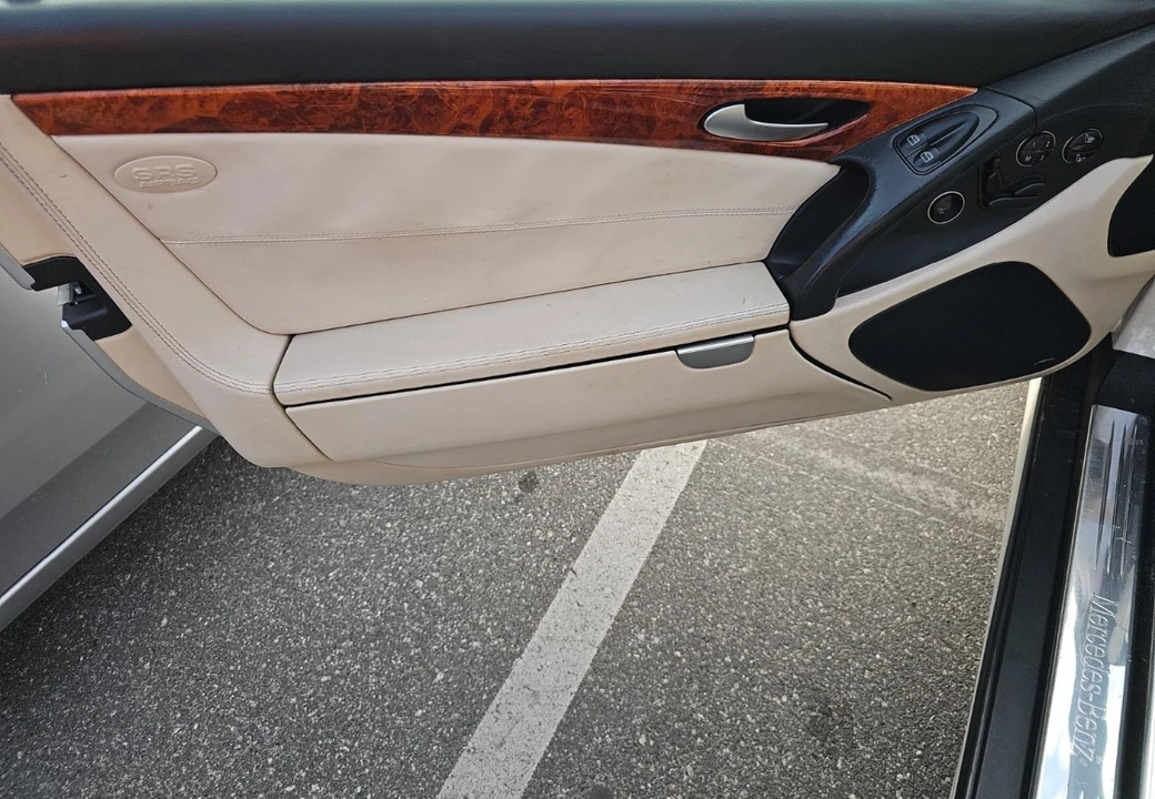 2007 Mercedes-Benz R230 SL-Class - Image 9 of 17