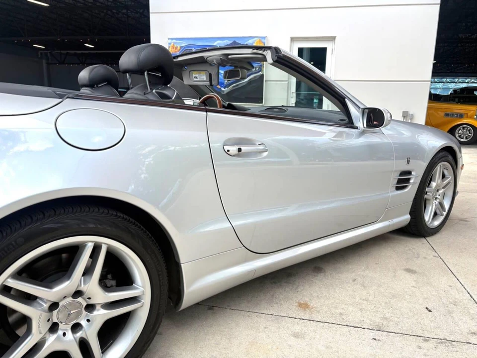 2007 Mercedes-Benz R230 SL-Class - Image 17 of 31
