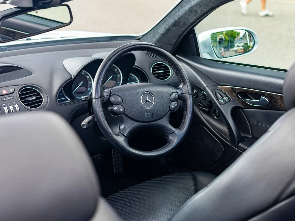 2007 Mercedes-Benz R230 SL-Class - Image 8 of 31