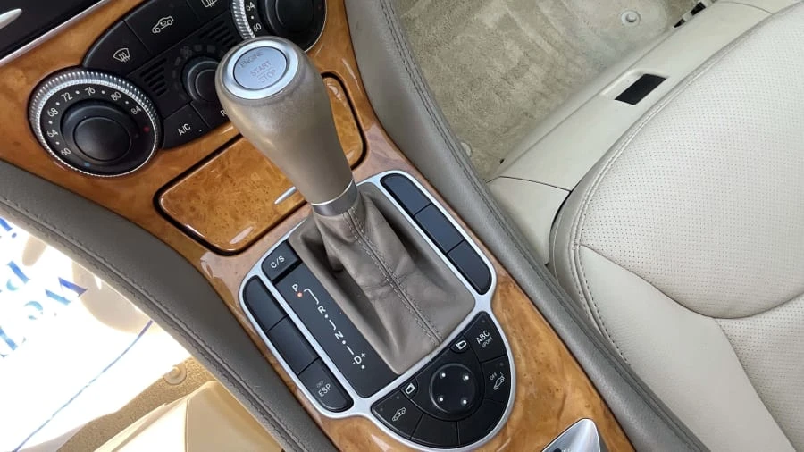 2007 Mercedes-Benz R230 SL-Class - Image 12 of 14