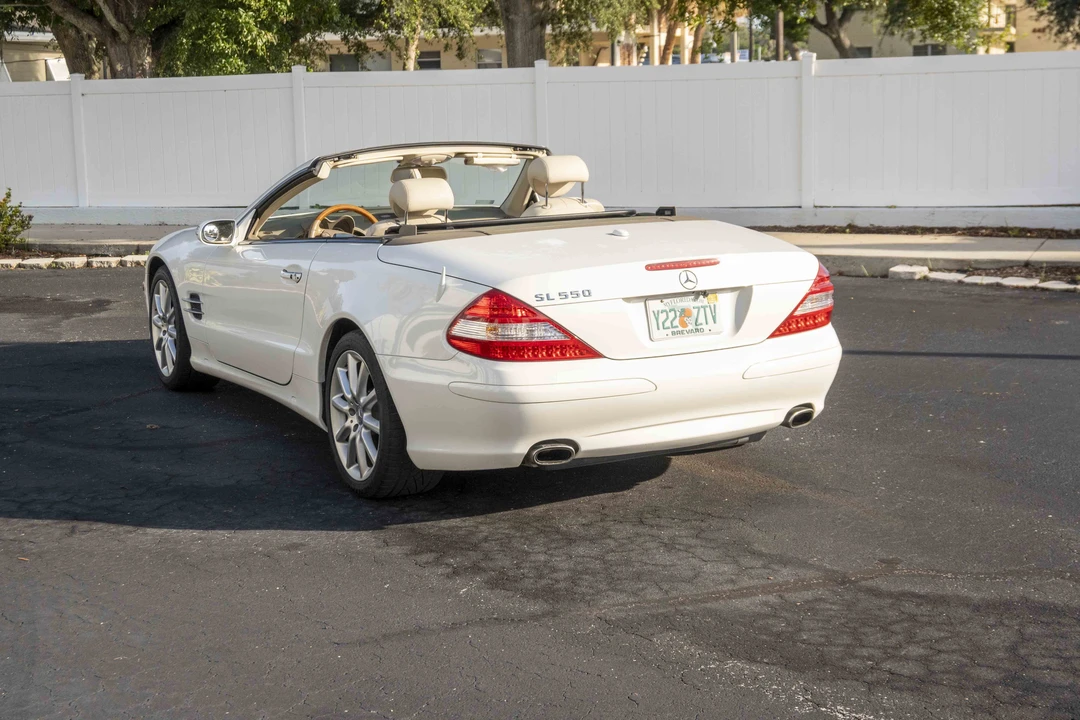 2007 Mercedes-Benz R230 SL-Class - Image 6 of 31