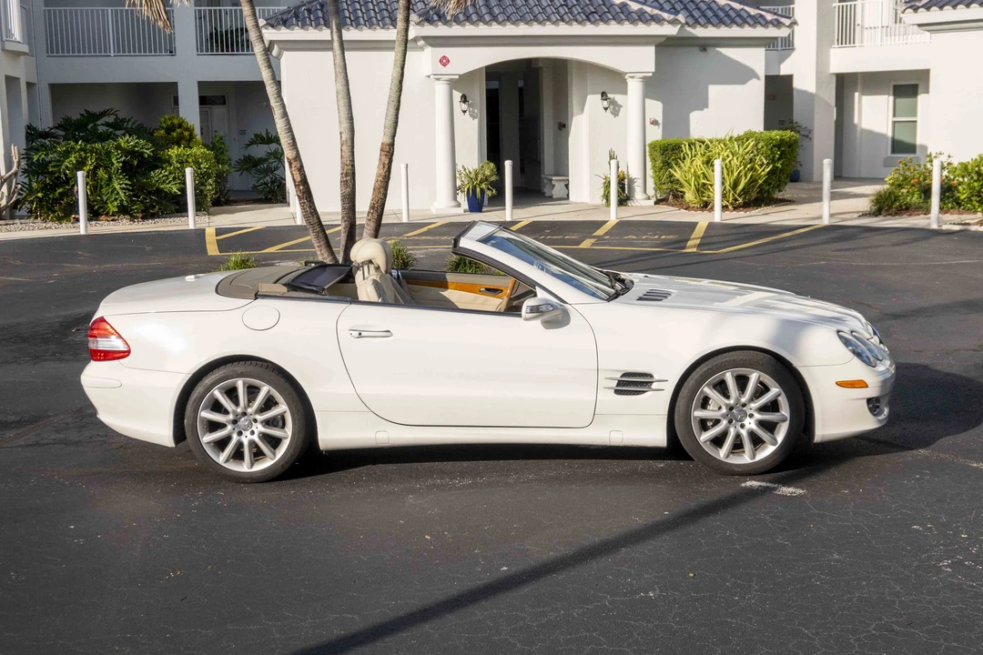 2007 Mercedes-Benz R230 SL-Class - Image 10 of 31