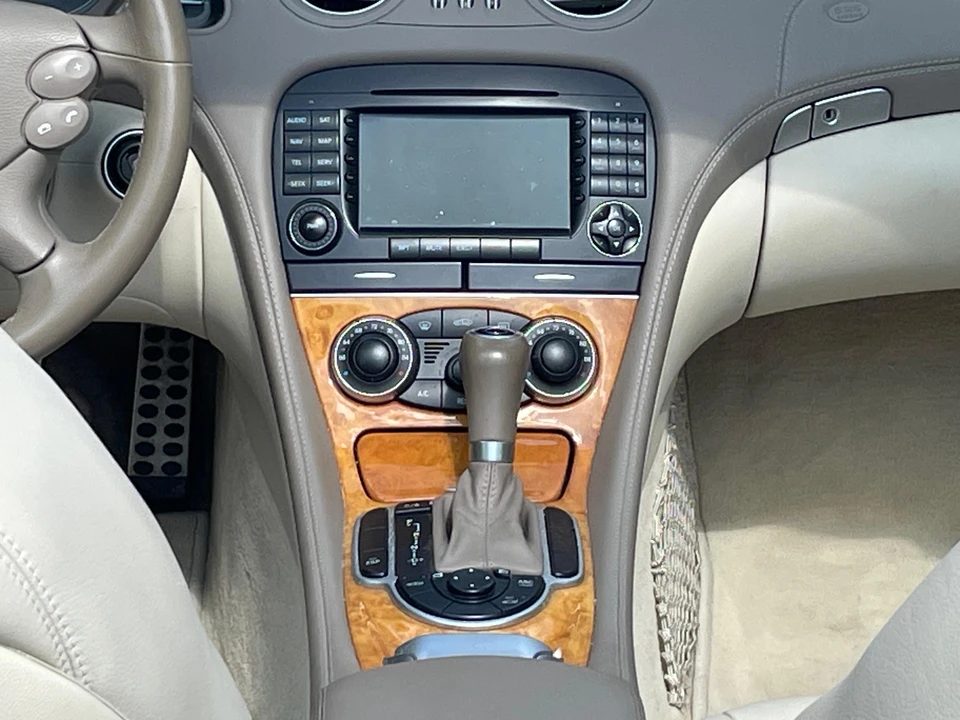 2007 Mercedes-Benz R230 SL-Class - Image 24 of 31