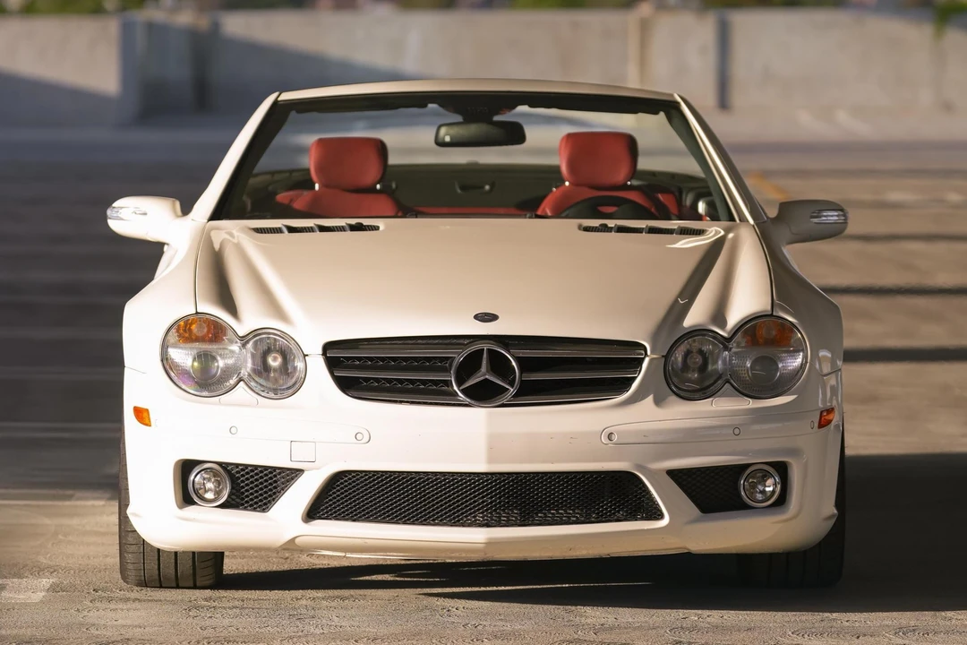 2007 Mercedes-Benz R230 SL 55 & SL 63 & SL 65 AMG - Image 2 of 31