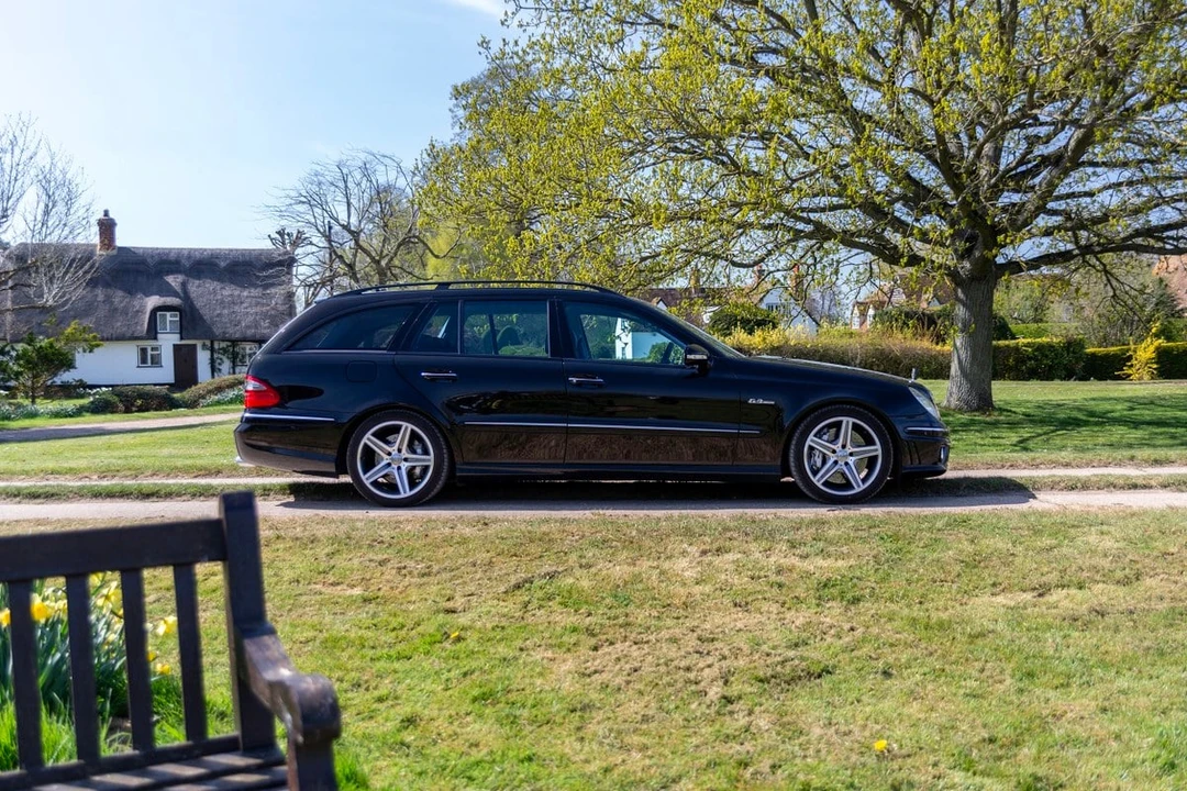 2007 Mercedes-Benz W211 E 55 & E 63 AMG - Image 8 of 30