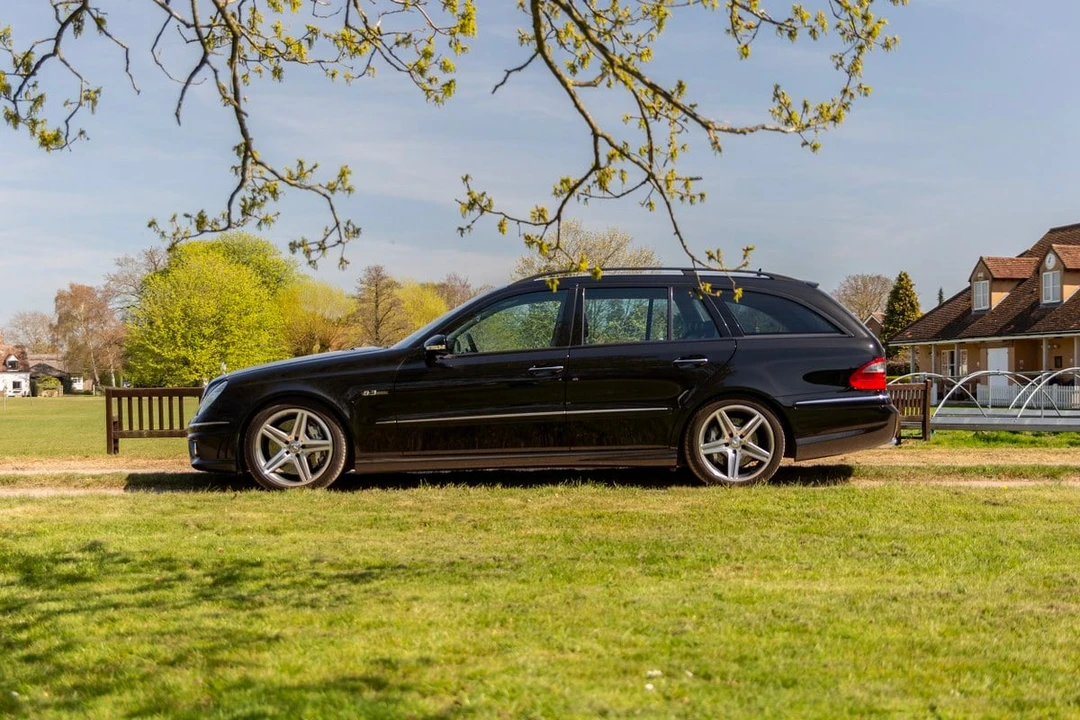 2007 Mercedes-Benz W211 E 55 & E 63 AMG - Image 4 of 30