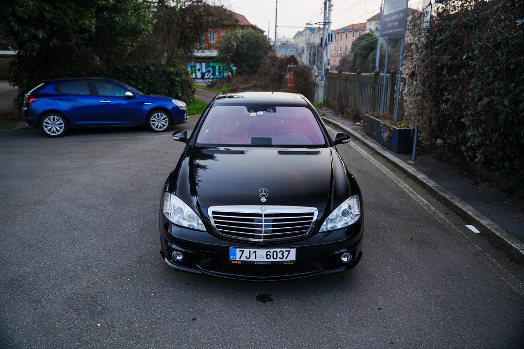 2013 Mercedes-Benz W221 S 63 & S 65 AMG - Image 12 of 31