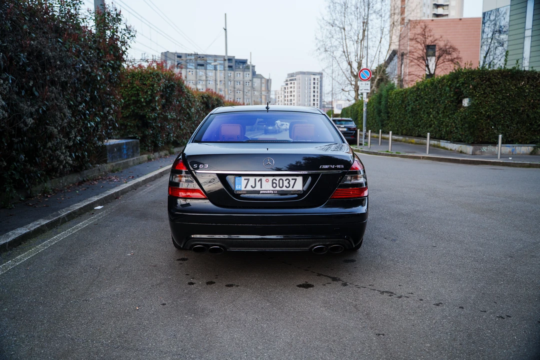 2013 Mercedes-Benz W221 S 63 & S 65 AMG - Image 14 of 31