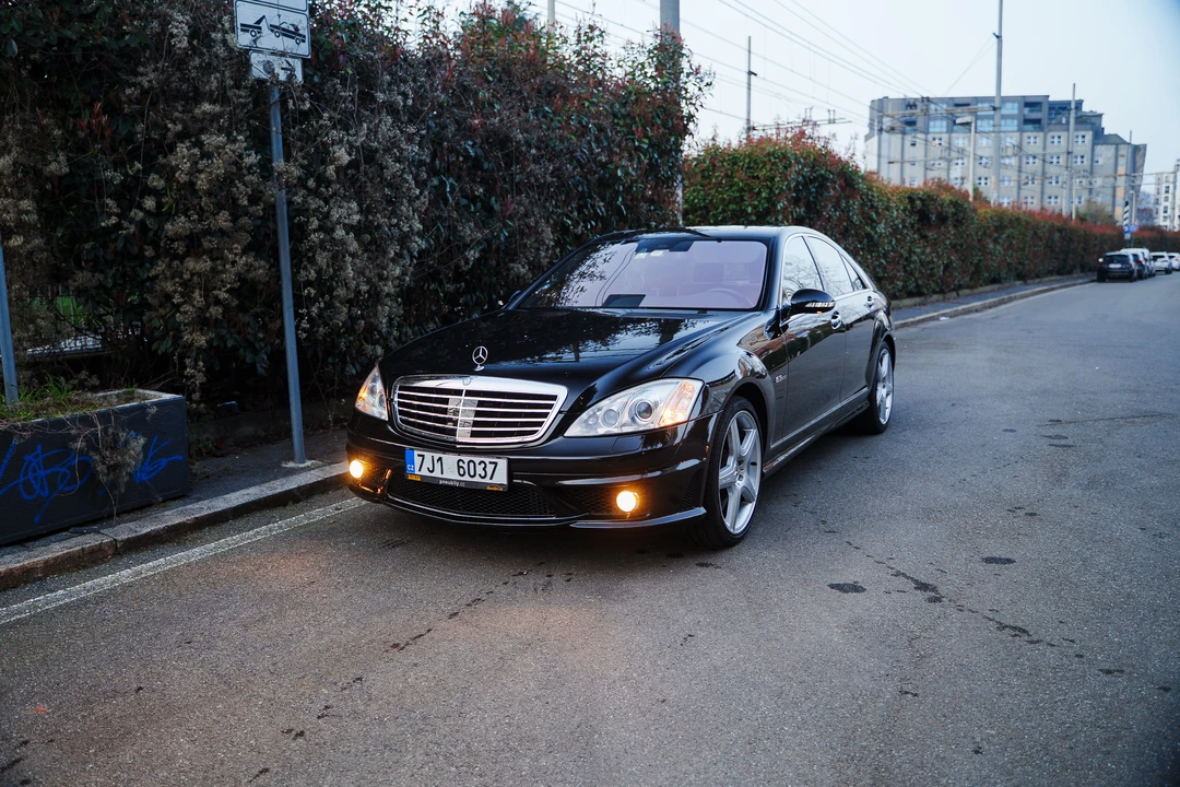 2013 Mercedes-Benz W221 S 63 & S 65 AMG - Image 8 of 31