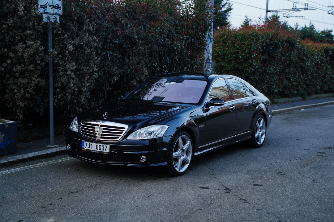 2013 Mercedes-Benz W221 S 63 & S 65 AMG - Image 16 of 31